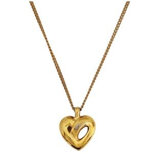 Christian Dior (Quiet Luxury) Vintage Gold Heart Necklace; Stunning Piece!